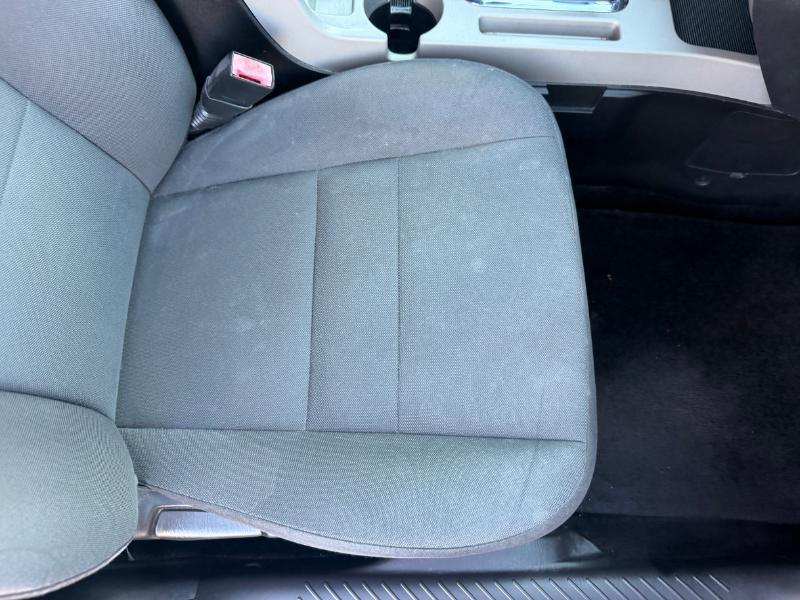 Ford Escape XLT FWD 2012