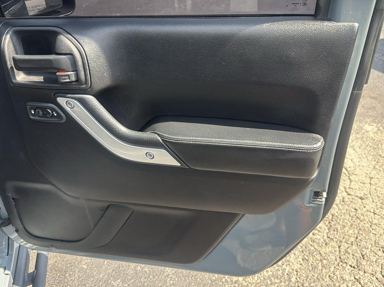 Jeep Wrangler Unlimited Rubicon 4WD 2015