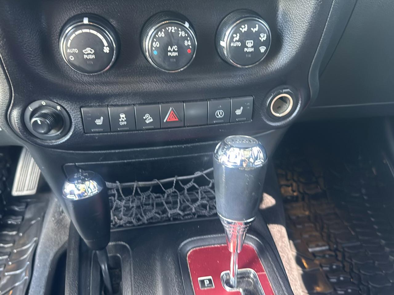 Jeep Wrangler Unlimited Rubicon 4WD 2015