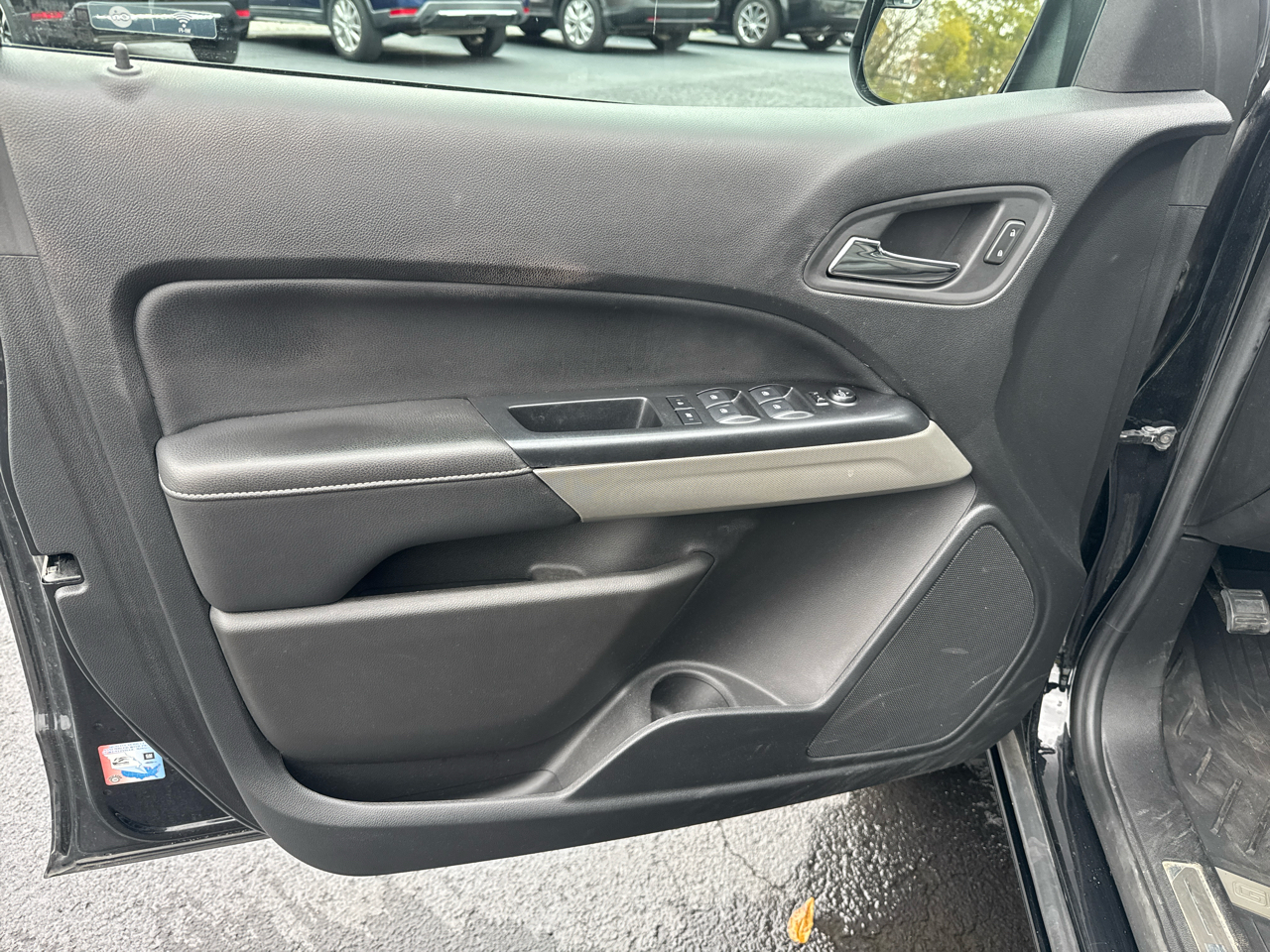 GMC Canyon 4WD Crew Cab 141" Denali 2020 GMC Canyon 4WD Crew Cab 141" Denali 2020