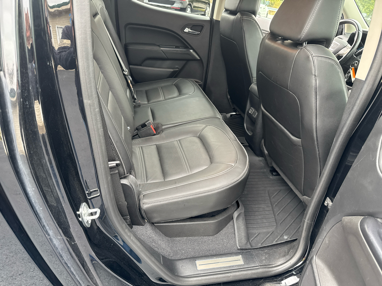 GMC Canyon 4WD Crew Cab 141" Denali 2020 GMC Canyon 4WD Crew Cab 141" Denali 2020