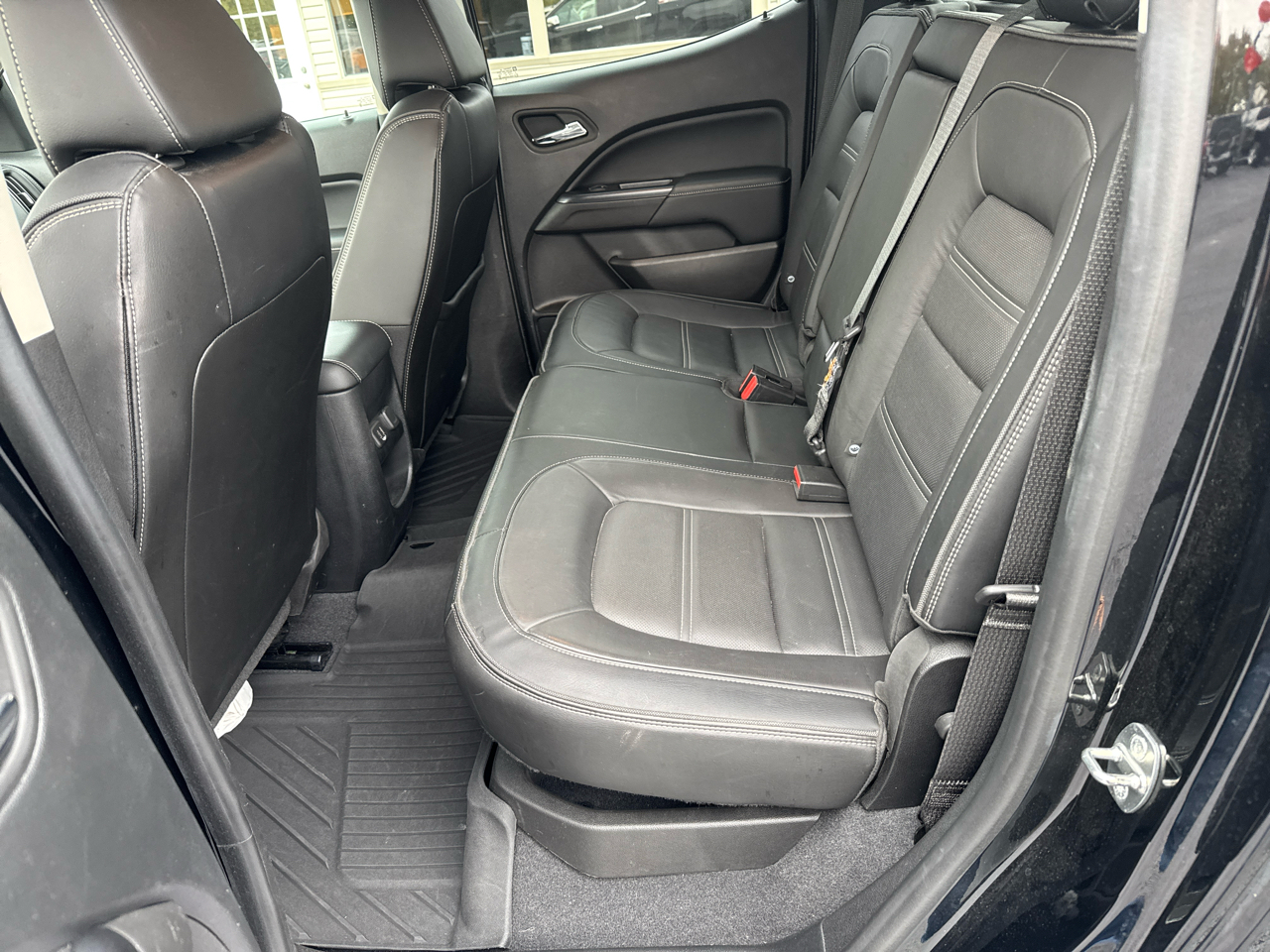 GMC Canyon 4WD Crew Cab 141" Denali 2020 GMC Canyon 4WD Crew Cab 141" Denali 2020