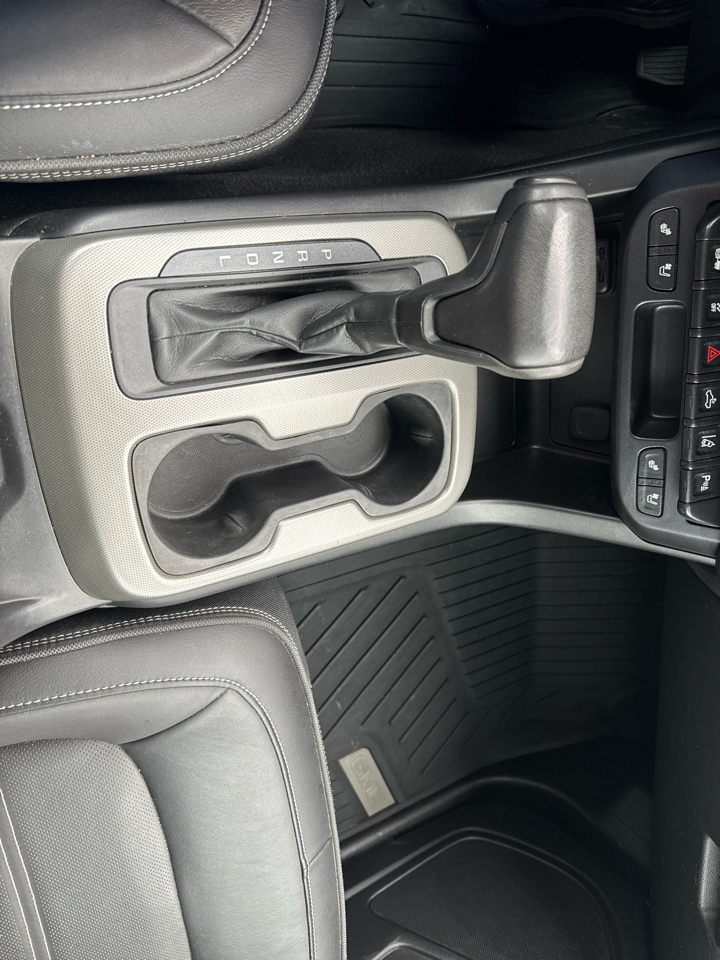 GMC Canyon 4WD Crew Cab 141" Denali 2020 GMC Canyon 4WD Crew Cab 141" Denali 2020