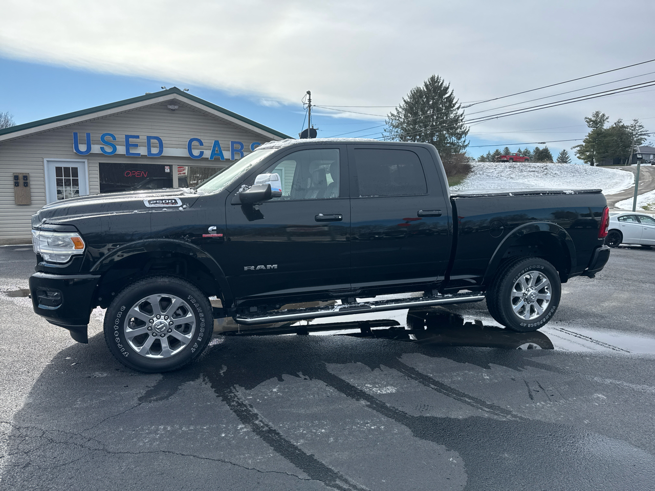 RAM 2500 Laramie 4x4 Crew Cab 6'4" Box 2019