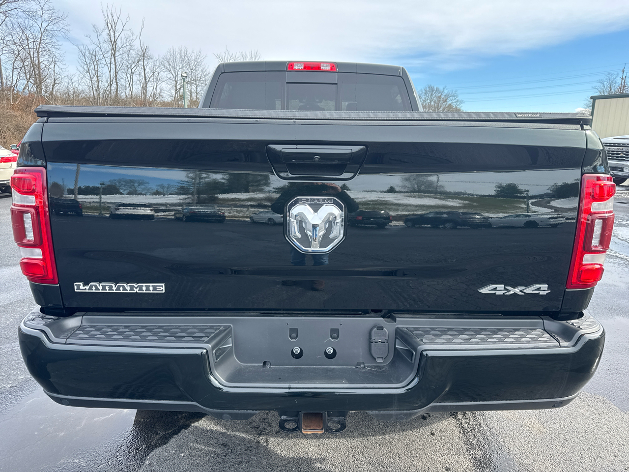 RAM 2500 Laramie 4x4 Crew Cab 6'4" Box 2019