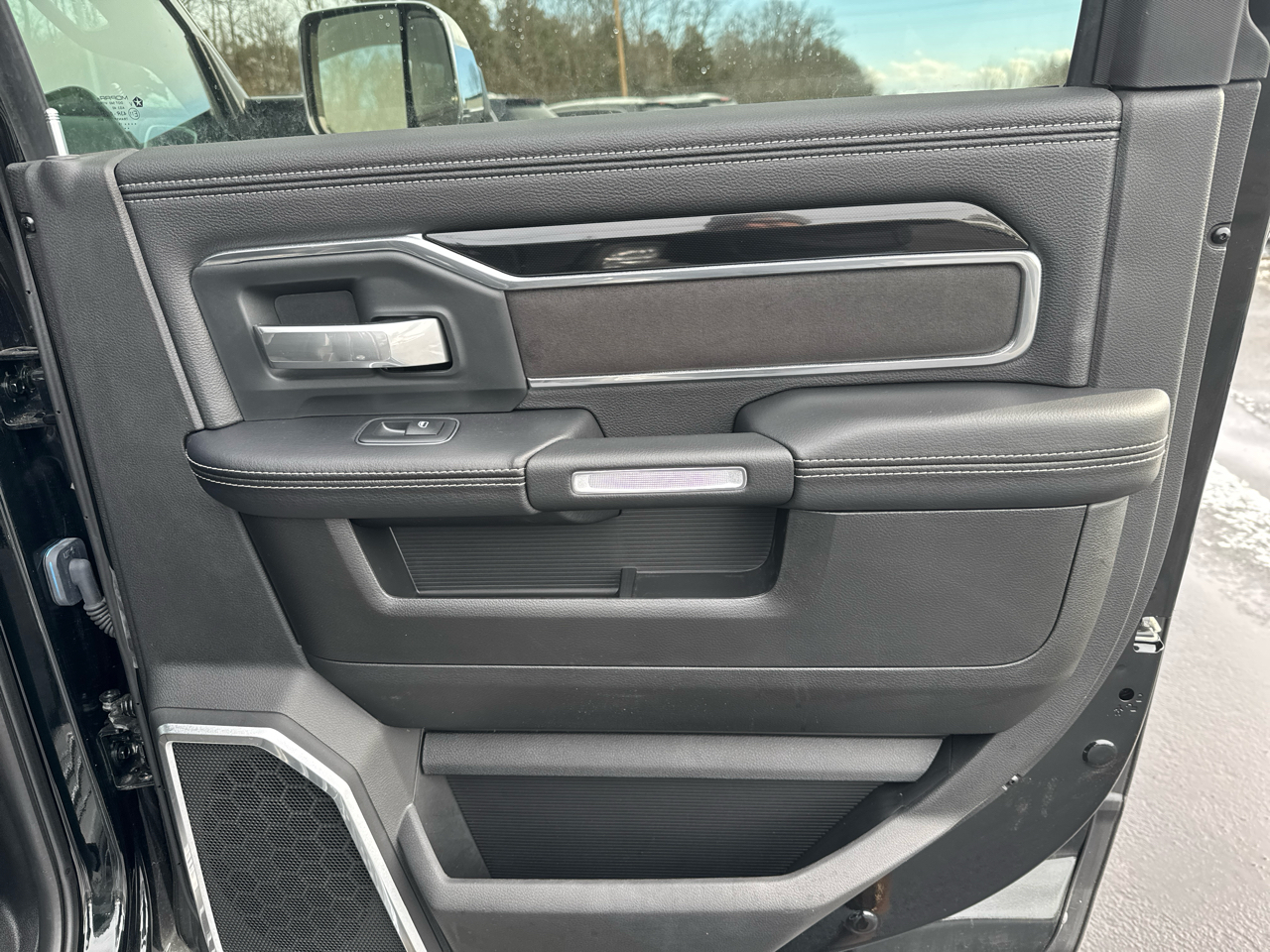 RAM 2500 Laramie 4x4 Crew Cab 6'4" Box 2019