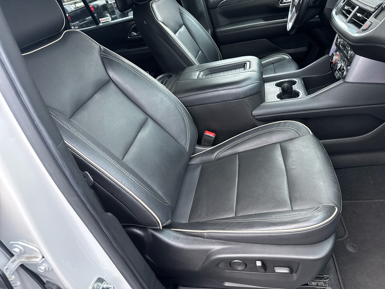 GMC Yukon 4WD 4dr SLT 2021