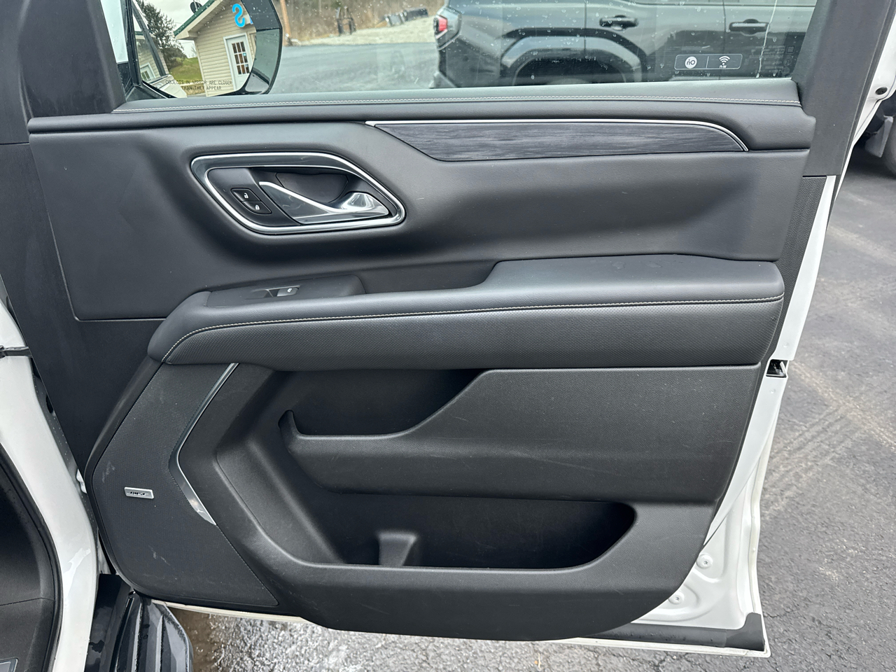 GMC Yukon 4WD 4dr SLT 2021