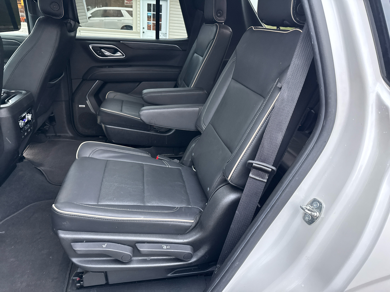 GMC Yukon 4WD 4dr SLT 2021