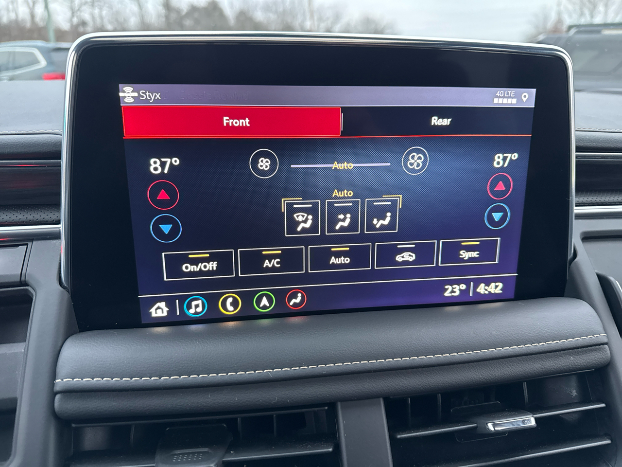 GMC Yukon 4WD 4dr SLT 2021