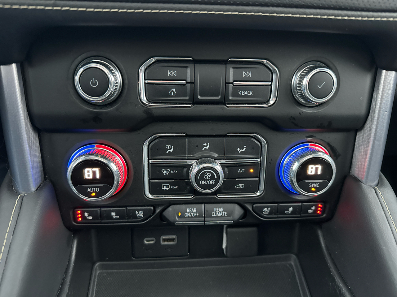 GMC Yukon 4WD 4dr SLT 2021