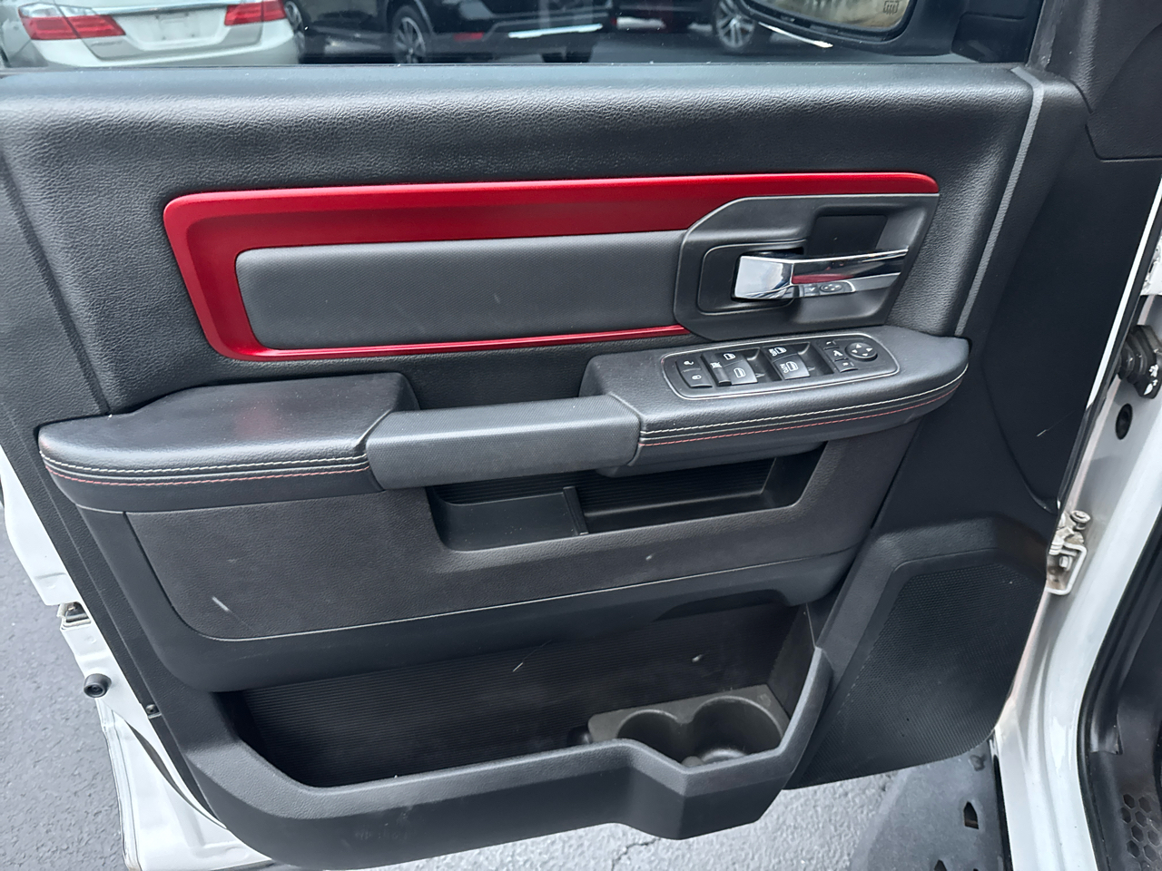 RAM 1500 4WD Crew Cab 140.5" Rebel 2018