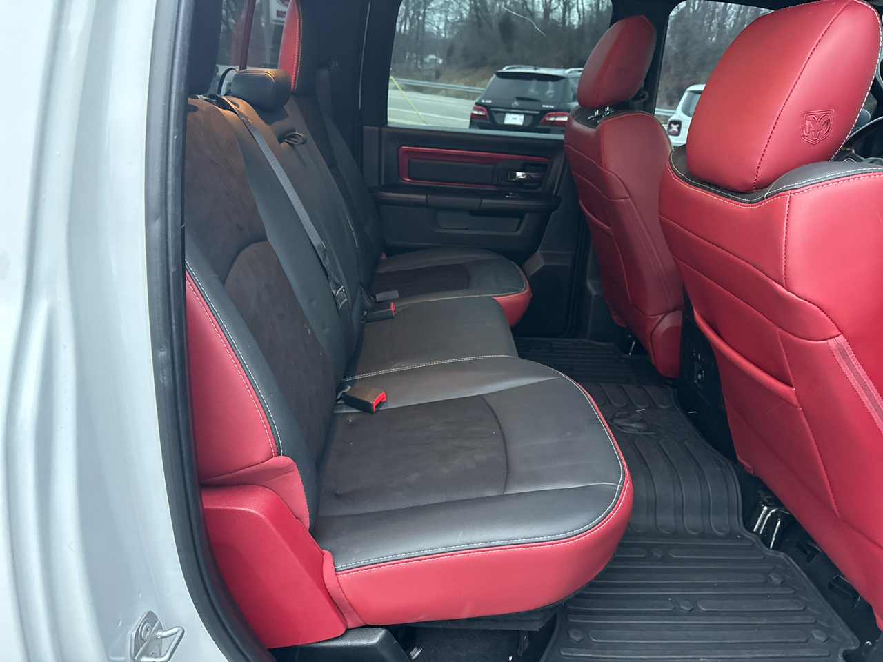 RAM 1500 4WD Crew Cab 140.5" Rebel 2018