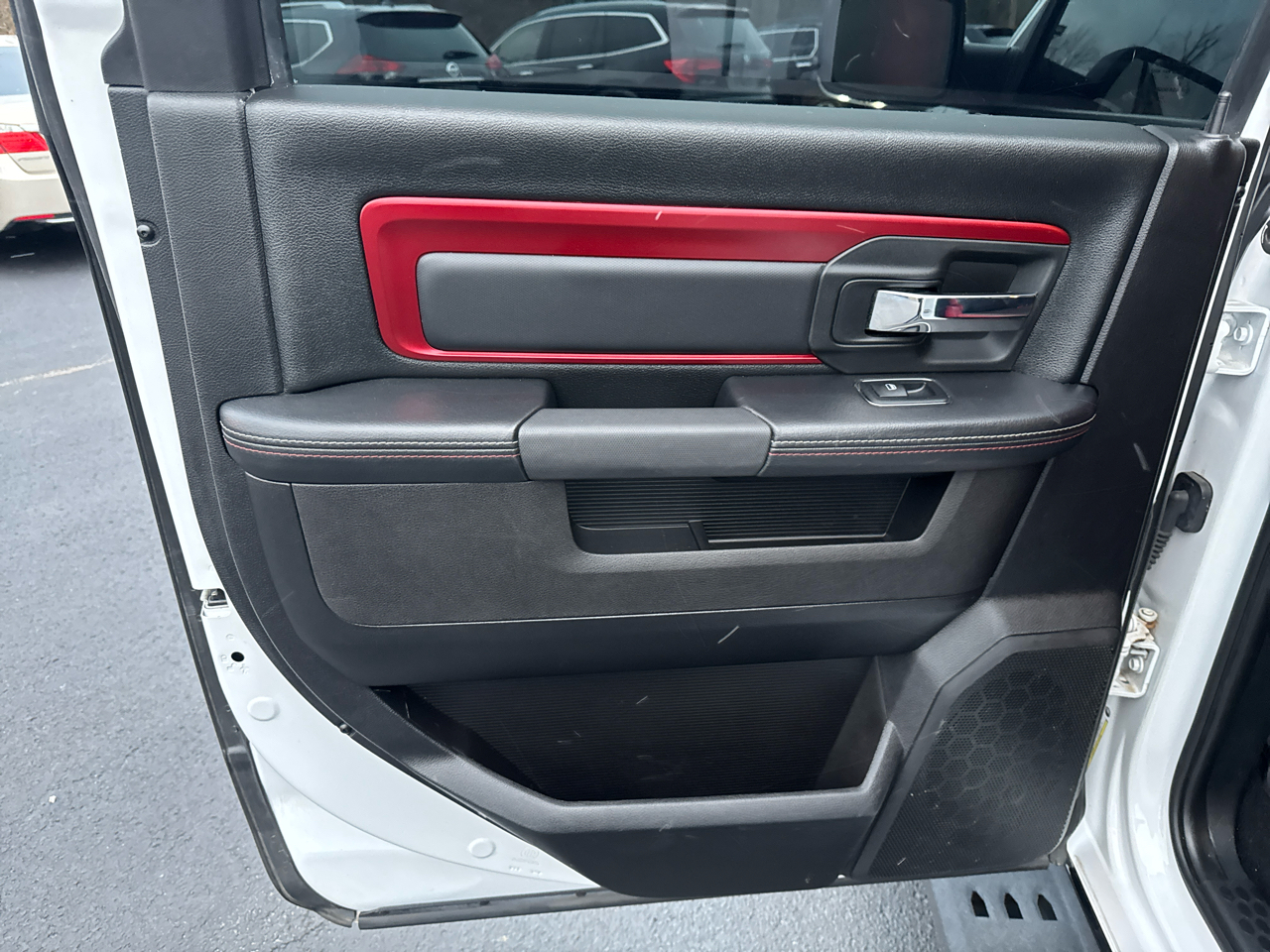 RAM 1500 4WD Crew Cab 140.5" Rebel 2018