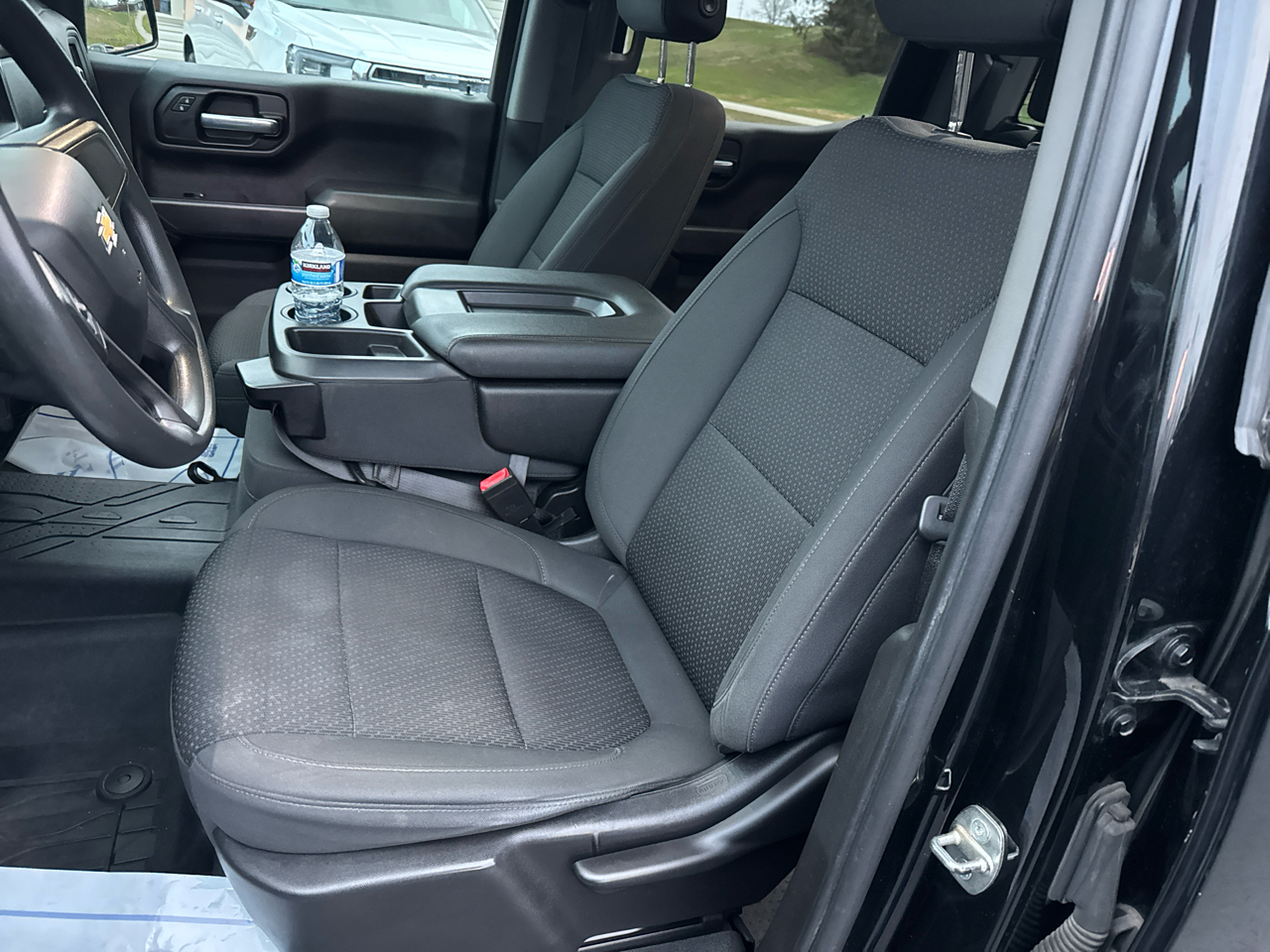 Chevrolet Silverado 1500 4WD Crew Cab 147" Custom 2021