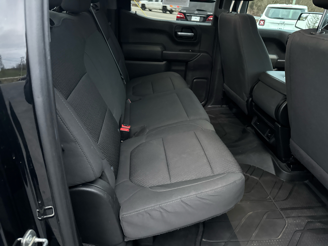 Chevrolet Silverado 1500 4WD Crew Cab 147" Custom 2021