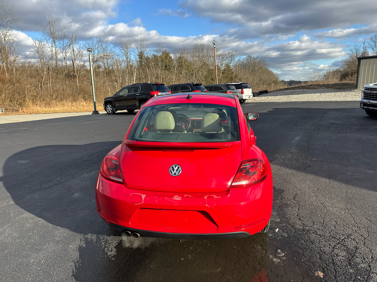 Volkswagen Beetle Coupe 2dr Auto 1.8T w/Sun *Ltd Avail* 2015