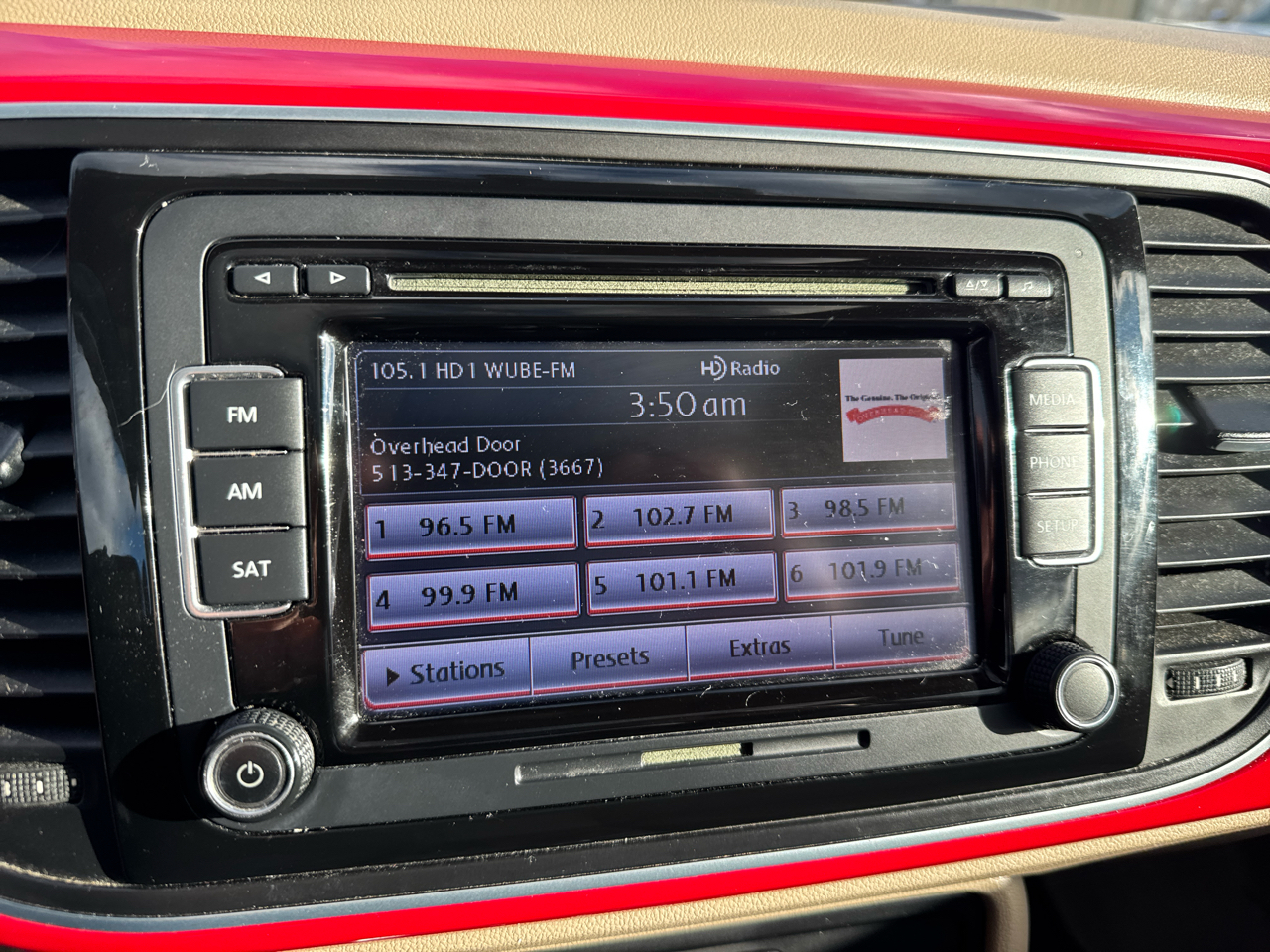 Volkswagen Beetle Coupe 2dr Auto 1.8T w/Sun *Ltd Avail* 2015