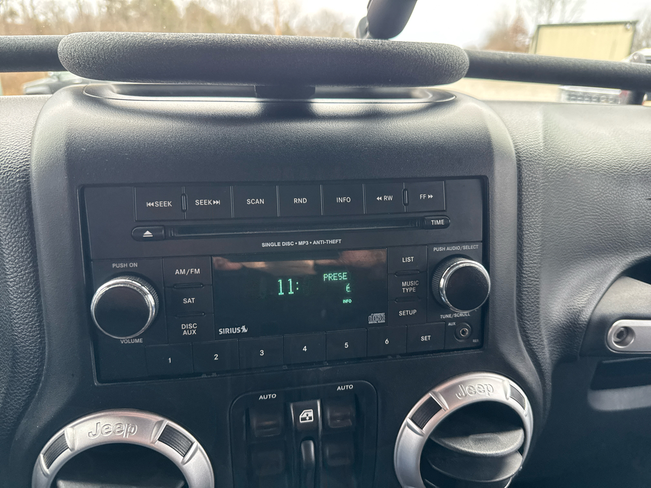 Jeep Wrangler Unlimited 4WD 4dr Rubicon 2013