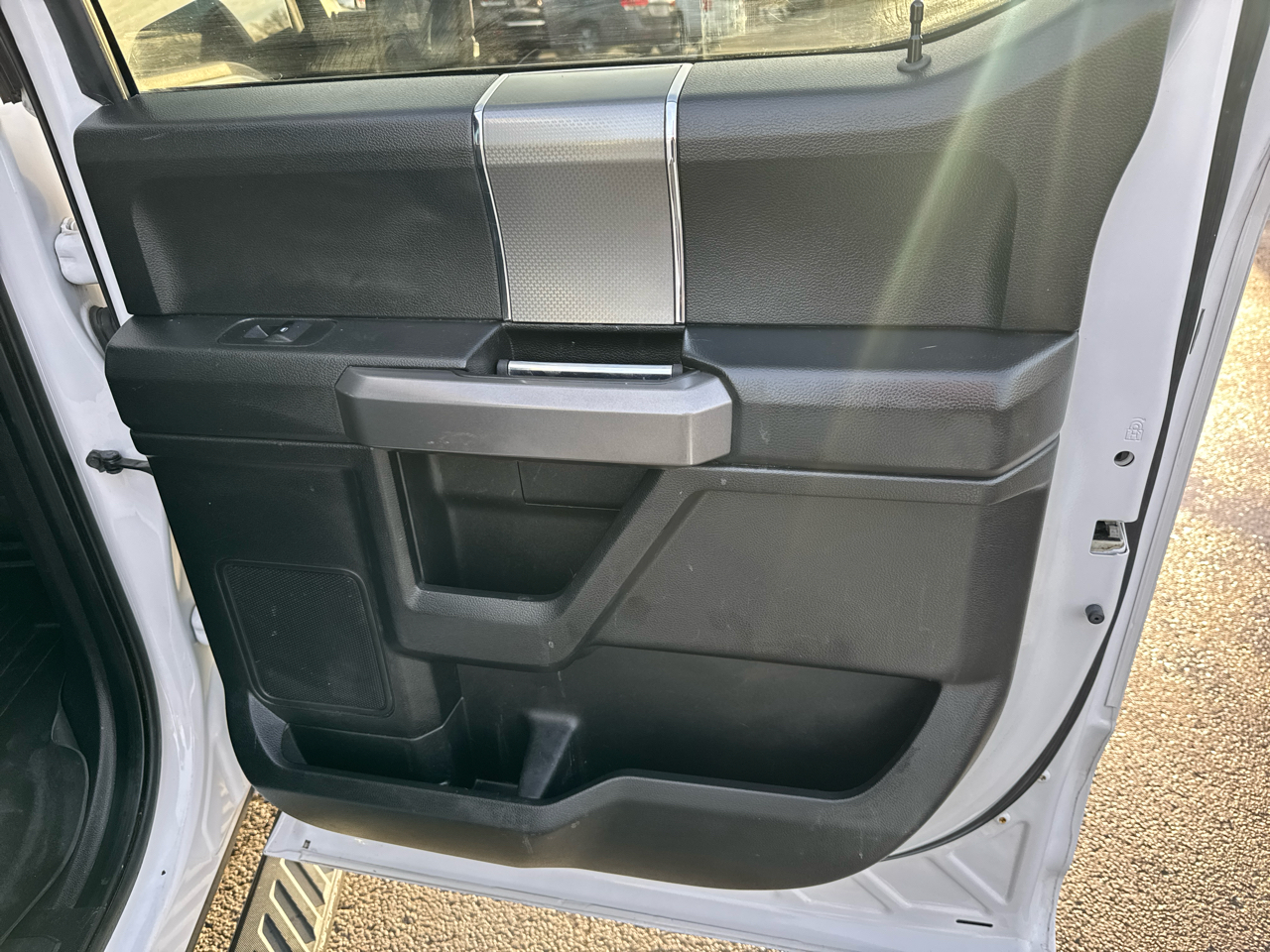 Ford F-150 XLT 4WD SuperCrew 6.5' Box 2015