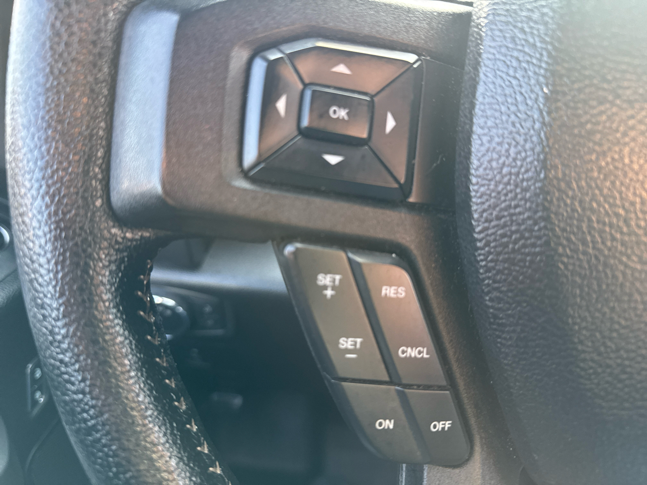 Ford F-150 XLT 4WD SuperCrew 6.5' Box 2015