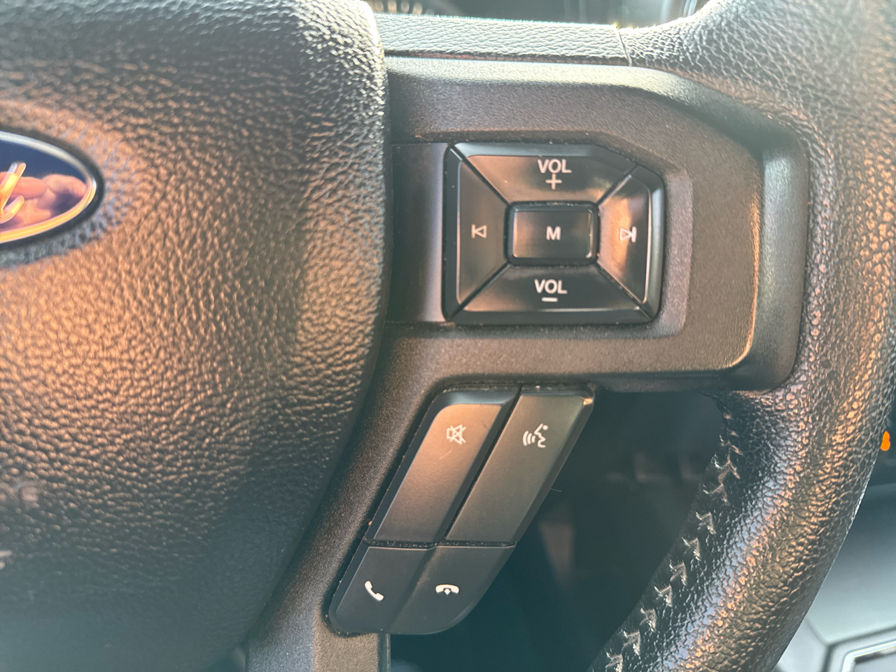 Ford F-150 XLT 4WD SuperCrew 6.5' Box 2015