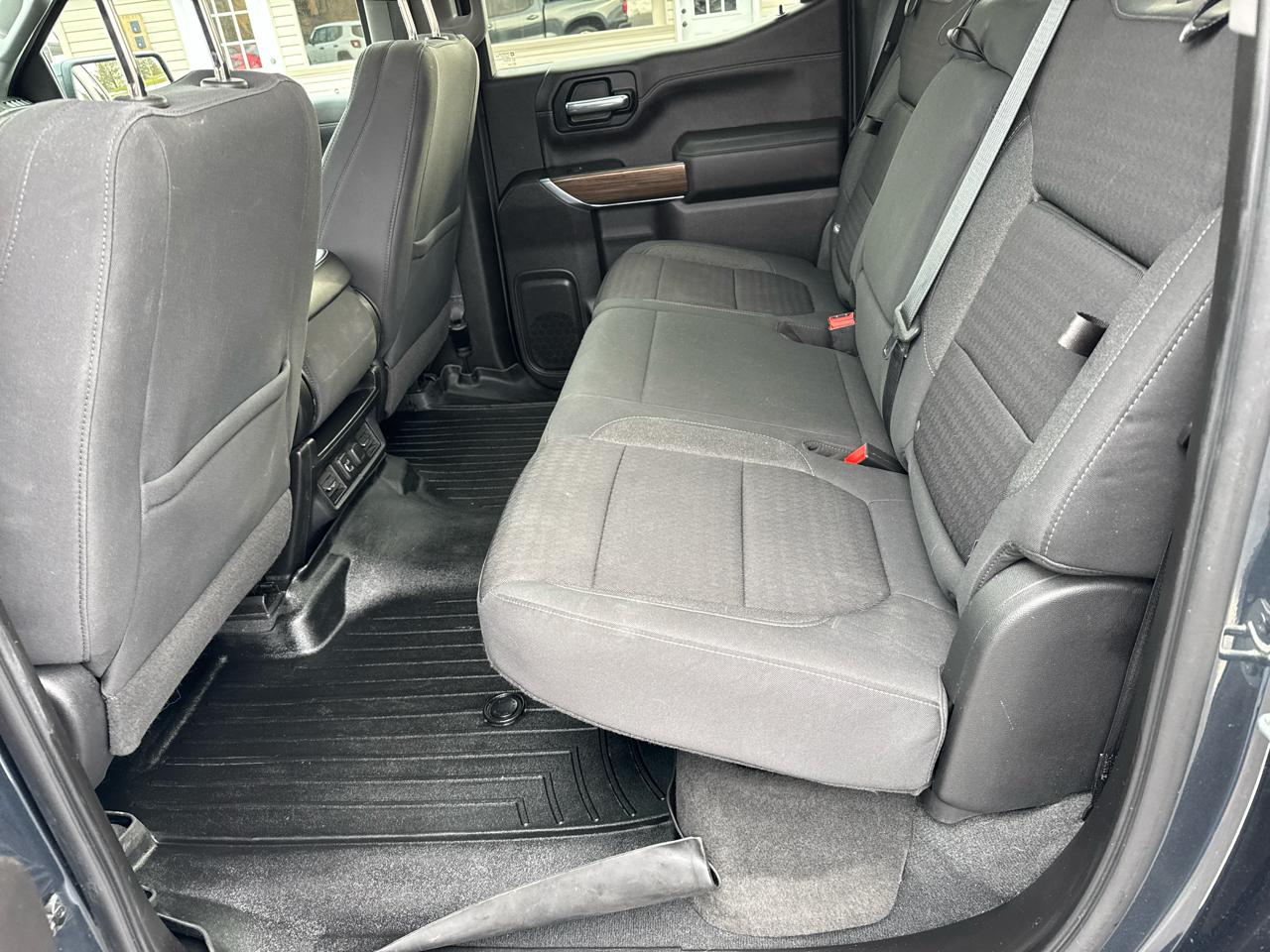 Chevrolet Silverado 1500 4WD Crew Cab 147" RST 2020