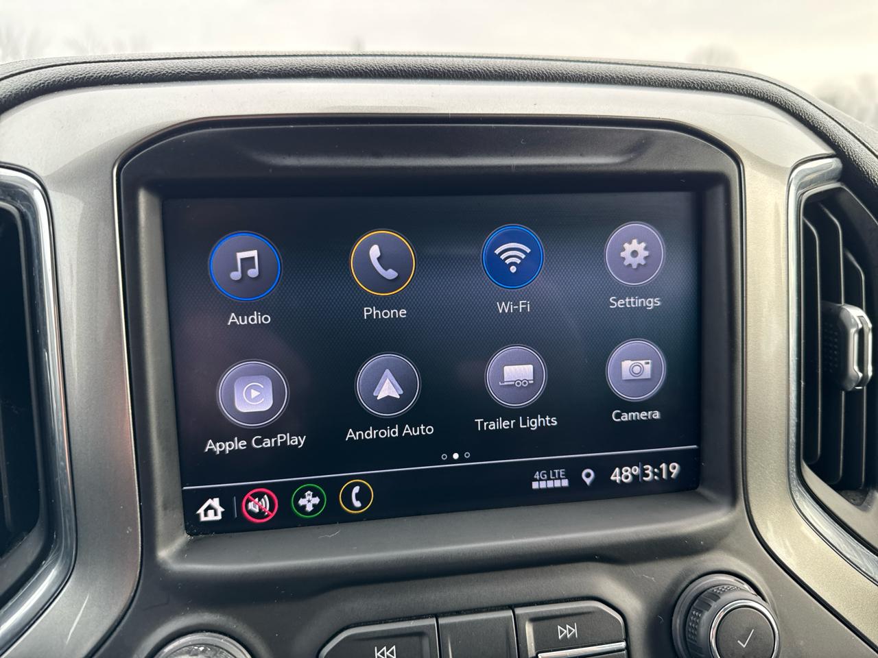 Chevrolet Silverado 1500 4WD Crew Cab 147" RST 2020