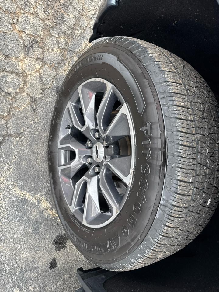 Chevrolet Silverado 1500 4WD Crew Cab 147" RST 2020