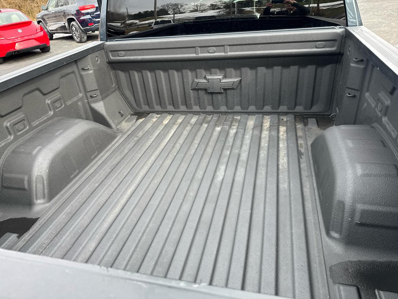 Chevrolet Silverado 1500 4WD Crew Cab 147" RST 2020