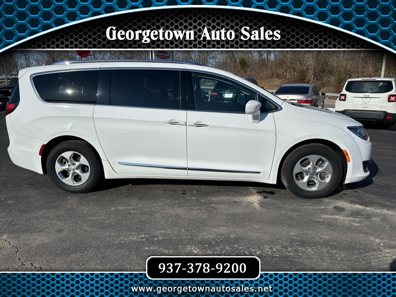 2017 Chrysler Pacifica Touring-L Plus FWD