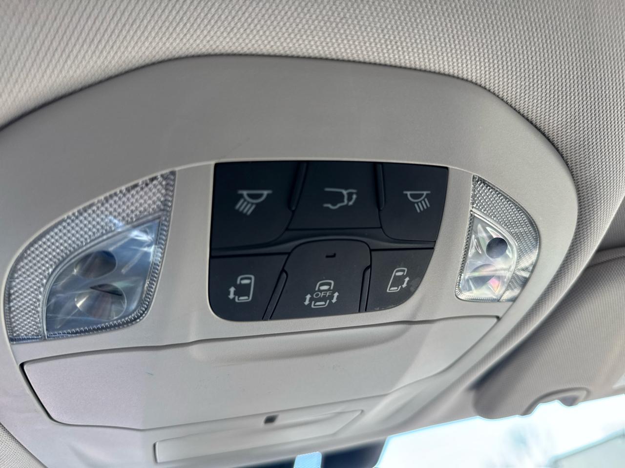 Chrysler Pacifica Touring-L Plus FWD 2017