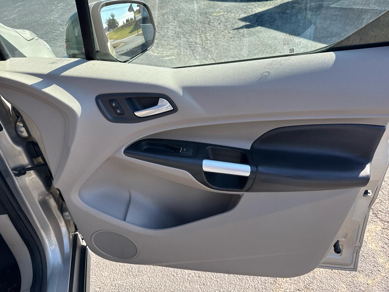 Ford Transit Connect Wagon 4dr Wgn LWB Titanium w/Rear Liftgate 2015