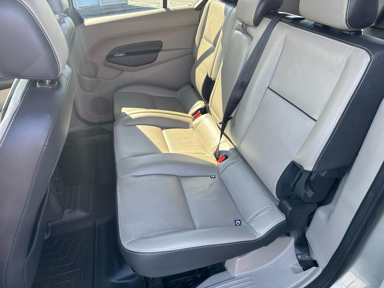 Ford Transit Connect Wagon 4dr Wgn LWB Titanium w/Rear Liftgate 2015