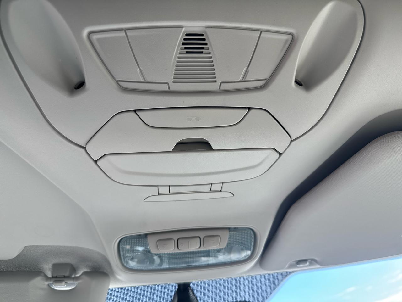 Ford Transit Connect Wagon 4dr Wgn LWB Titanium w/Rear Liftgate 2015