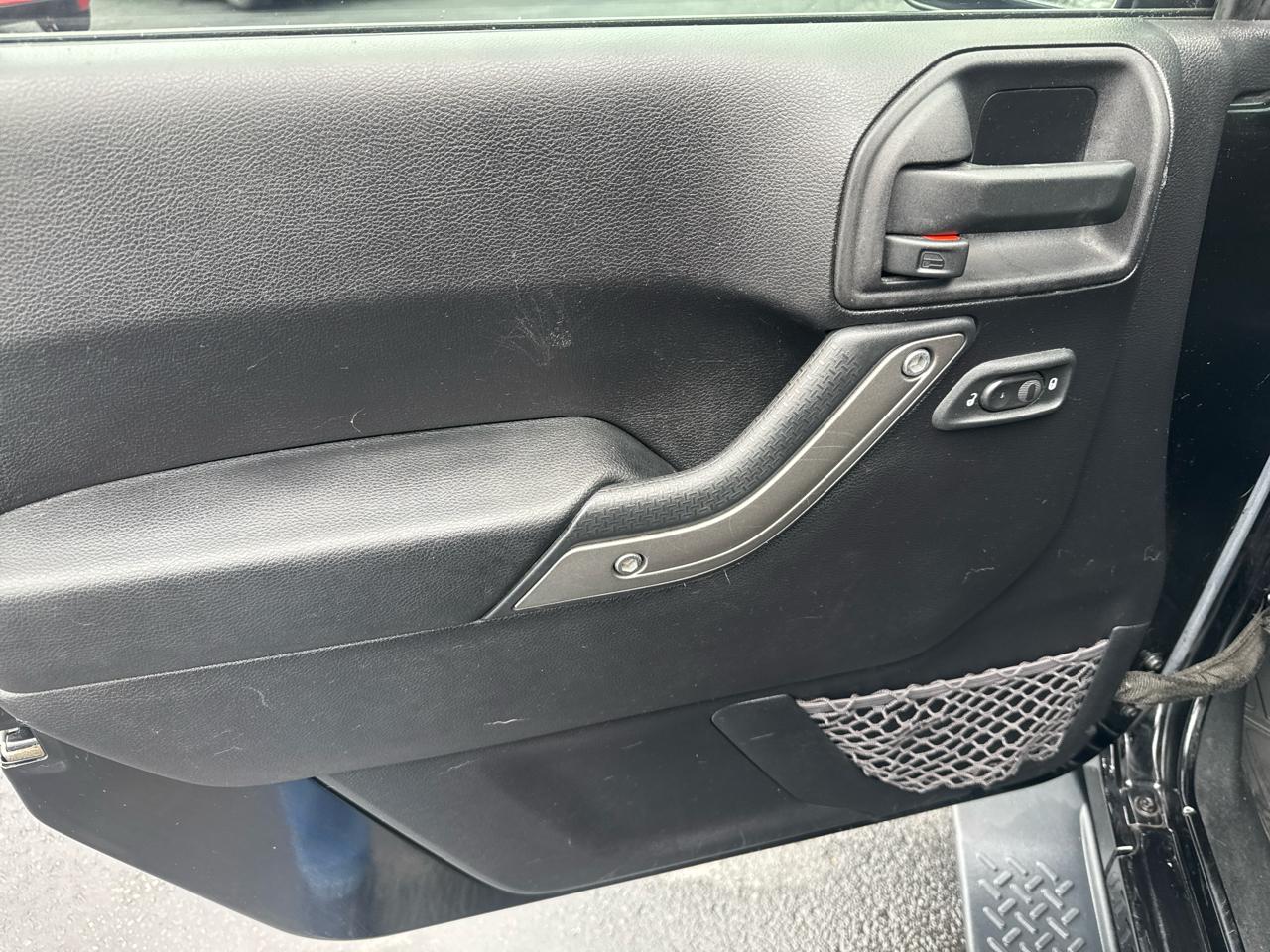 Jeep Wrangler 4WD 2dr Sport 2015