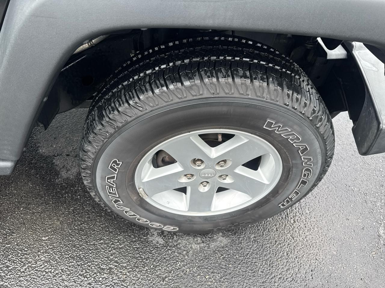 Jeep Wrangler 4WD 2dr Sport 2015