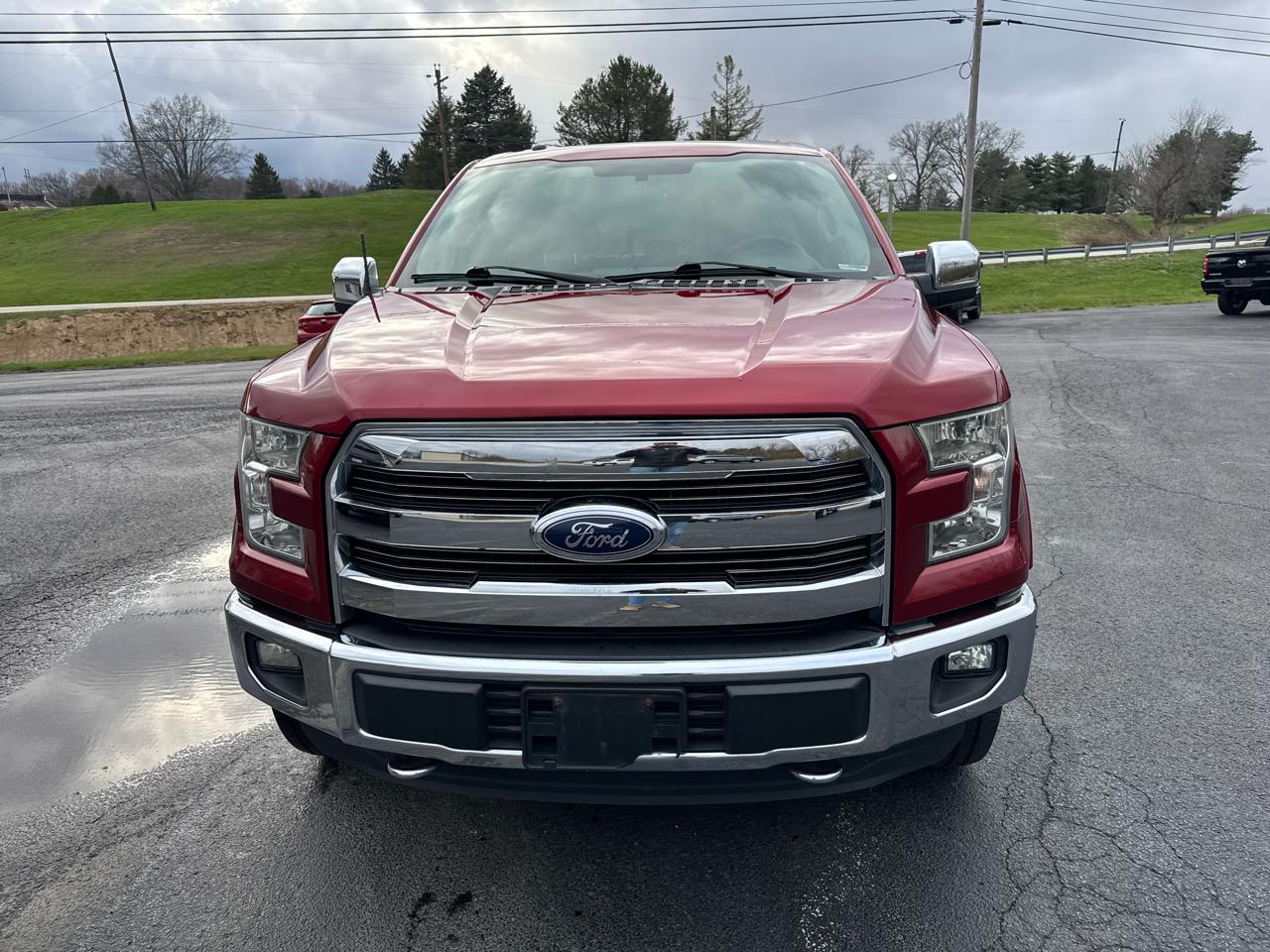 Ford F-150 4WD SuperCrew 145" Lariat 2015
