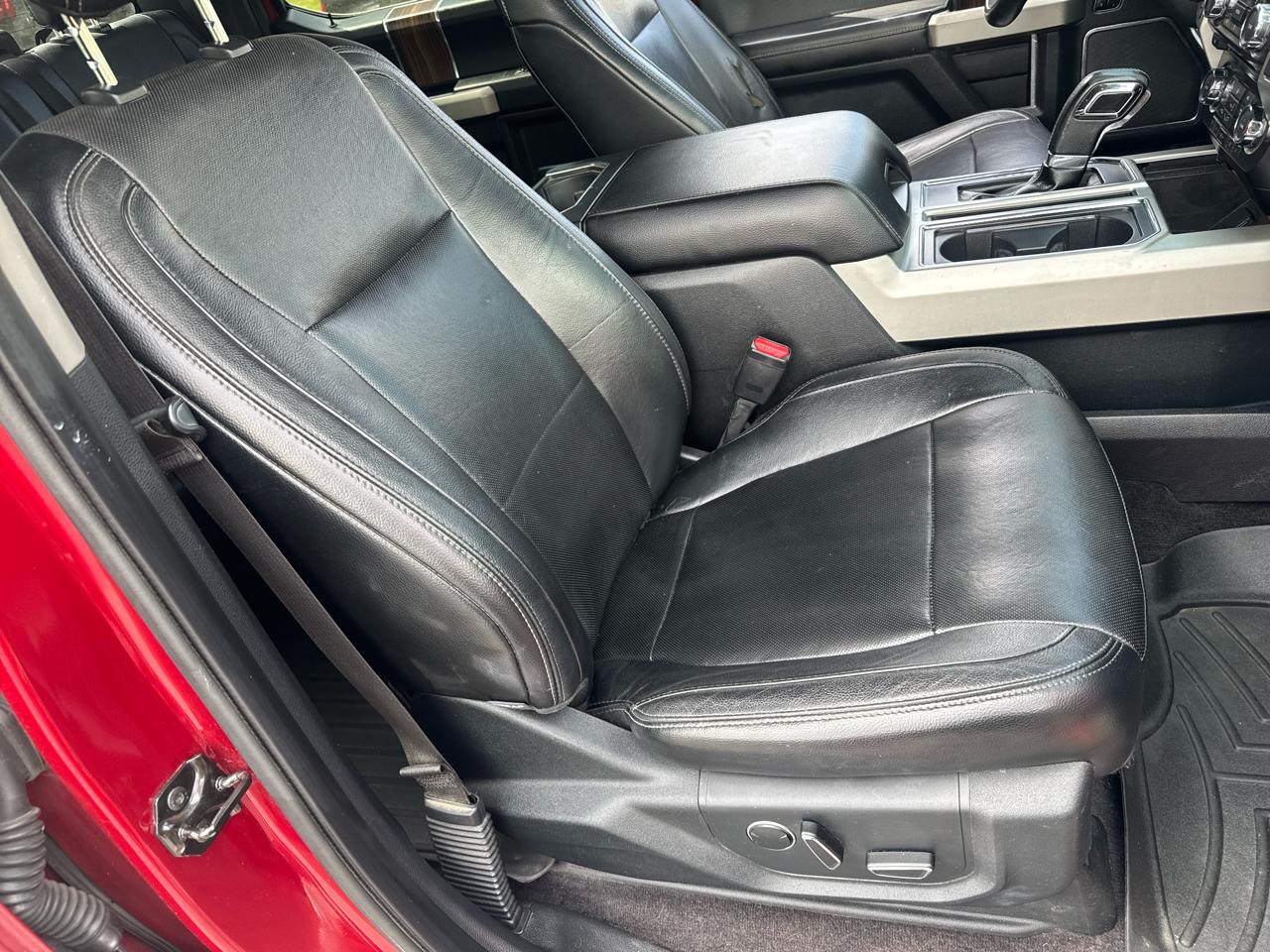 Ford F-150 4WD SuperCrew 145" Lariat 2015