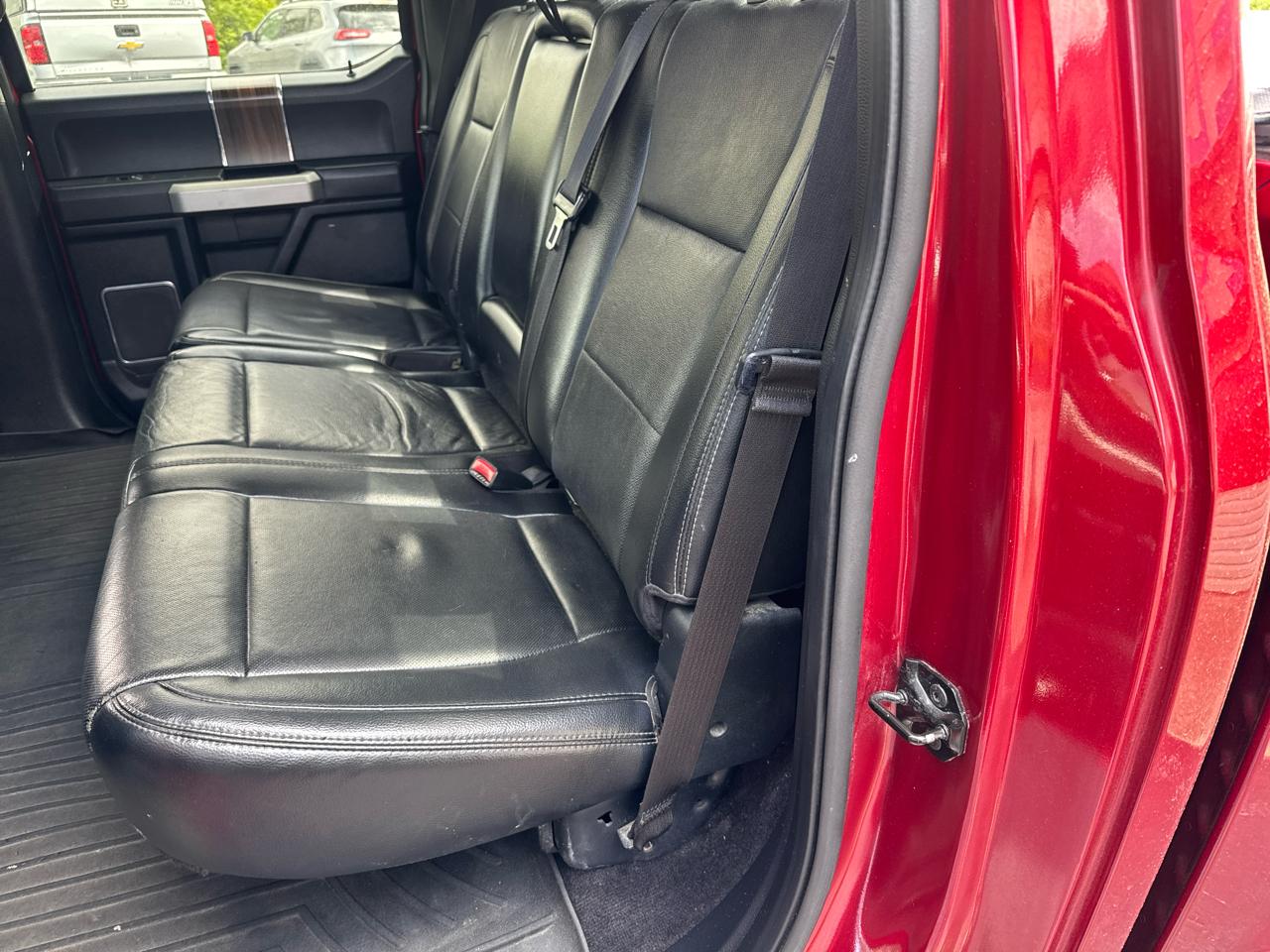 Ford F-150 4WD SuperCrew 145" Lariat 2015