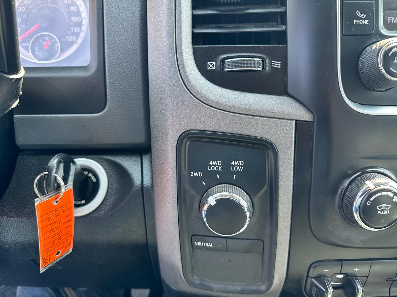 RAM 3500 Tradesman 4x4 Crew Cab 8' Box 2018