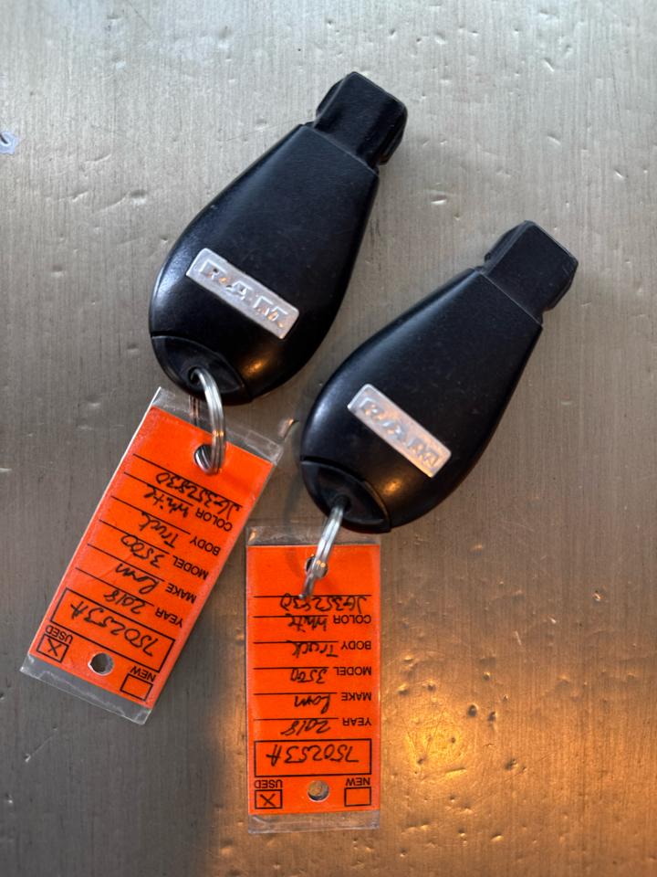 RAM 3500 Tradesman 4x4 Crew Cab 8' Box 2018