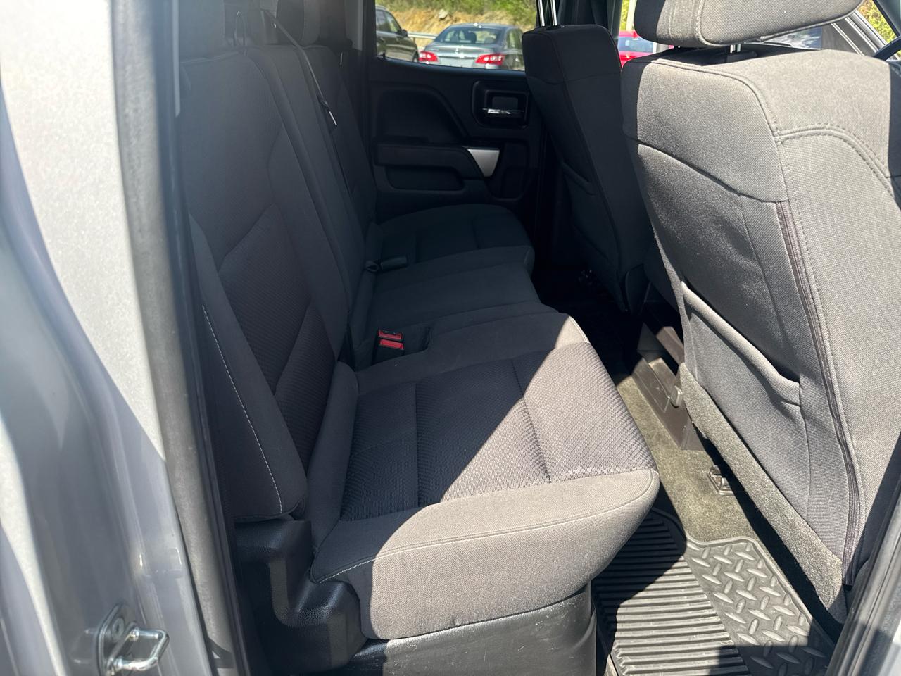 Chevrolet Silverado 1500 4WD Double Cab 143.5" LT w/1LT 2018