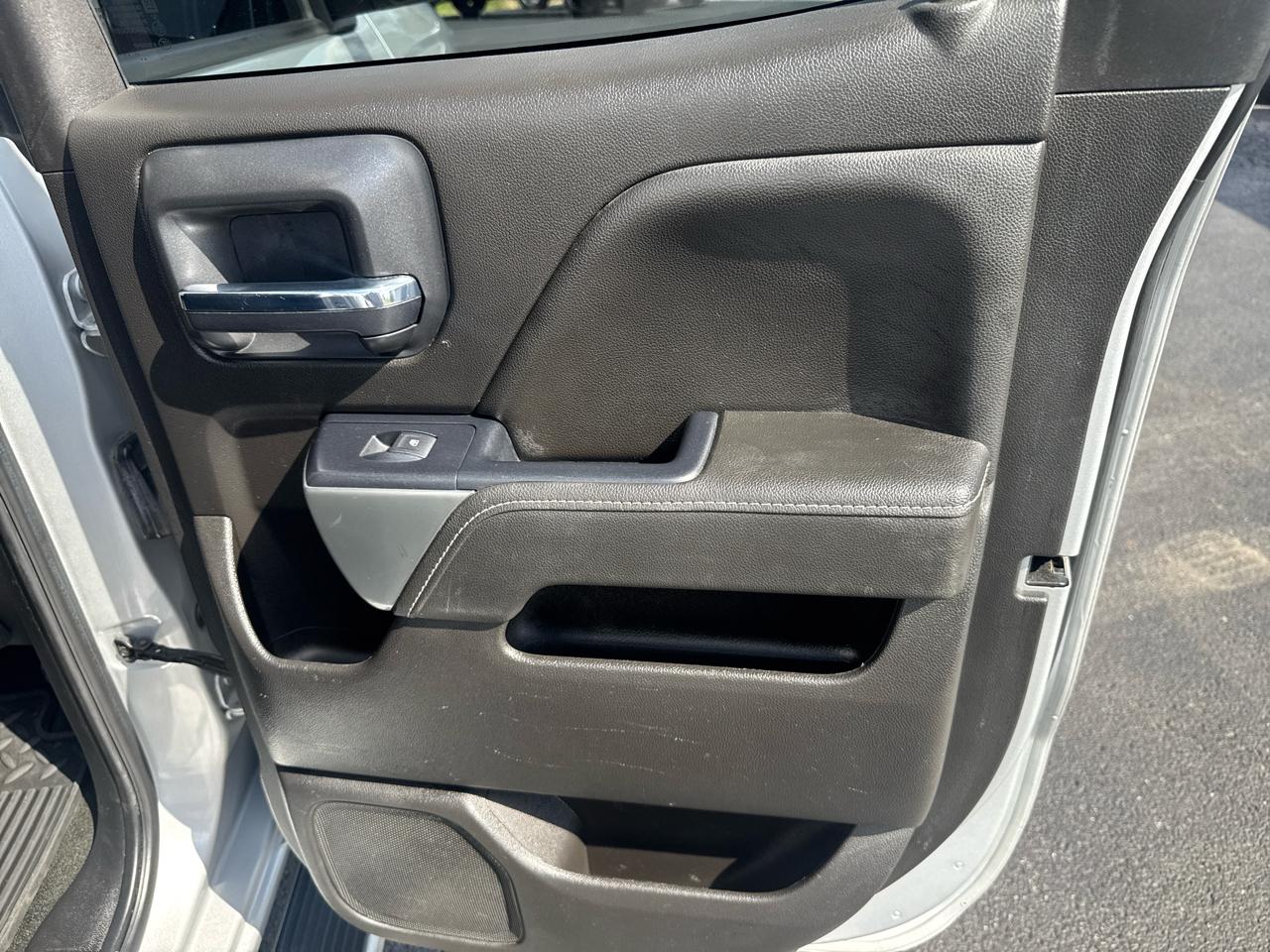 Chevrolet Silverado 1500 4WD Double Cab 143.5" LT w/1LT 2018