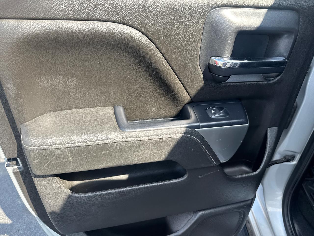 Chevrolet Silverado 1500 4WD Double Cab 143.5" LT w/1LT 2018