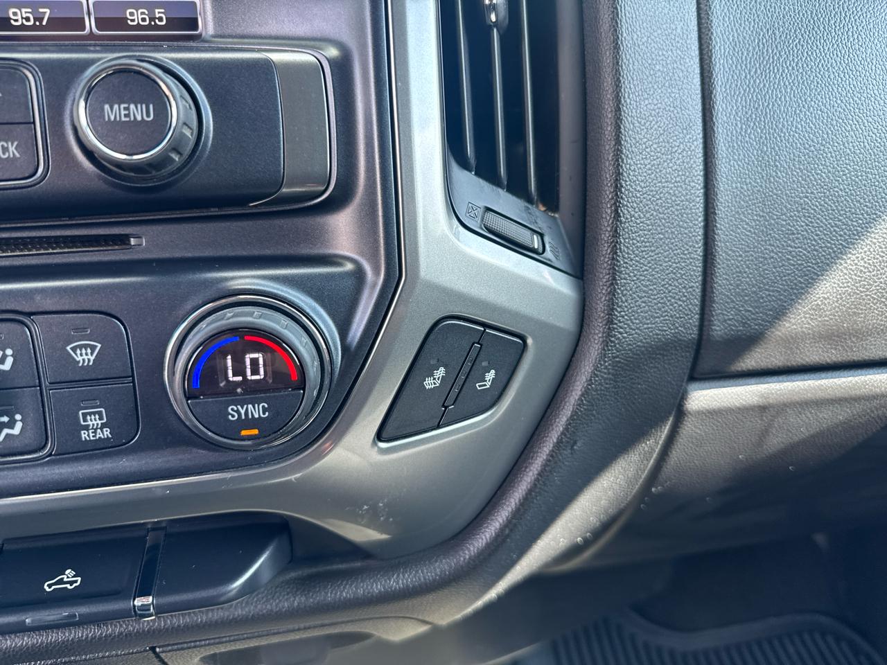 Chevrolet Silverado 1500 4WD Double Cab 143.5" LT w/1LT 2018