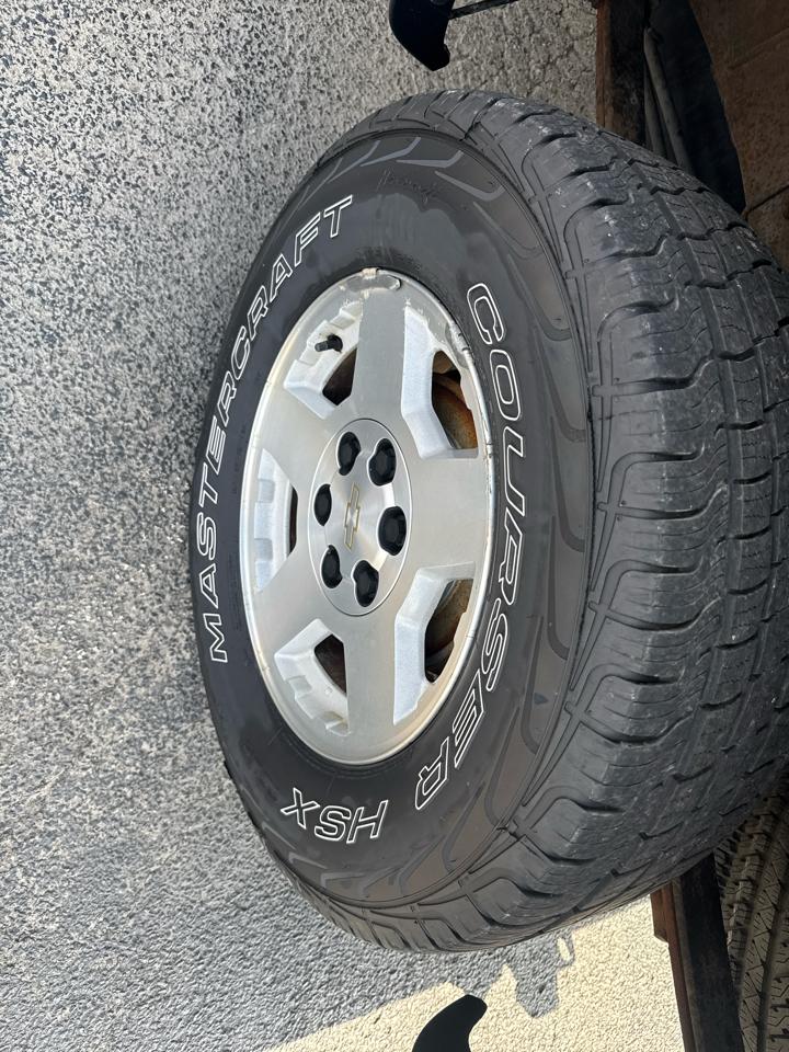 Chevrolet Silverado 1500 Crew Cab 143.5" WB 4WD Z71 2005