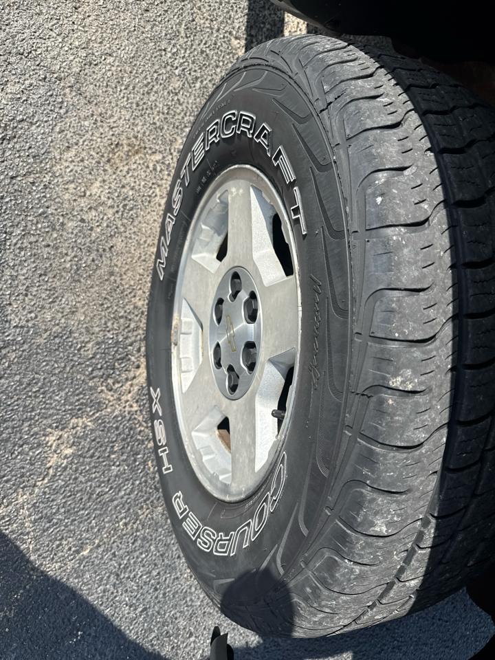 Chevrolet Silverado 1500 Crew Cab 143.5" WB 4WD Z71 2005