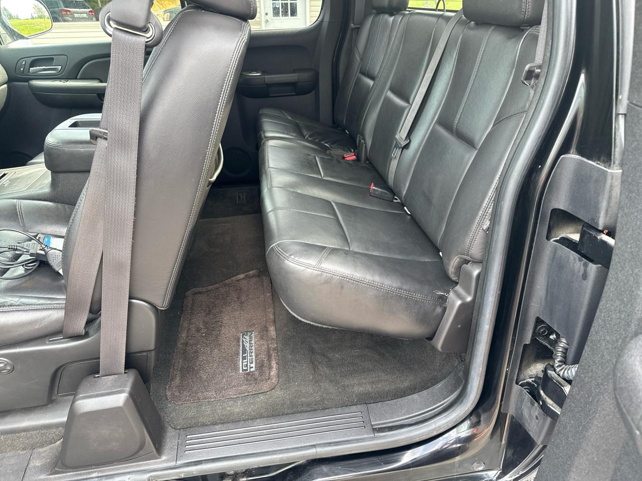 GMC Sierra 1500 4WD Ext Cab 143.5" SLT 2008