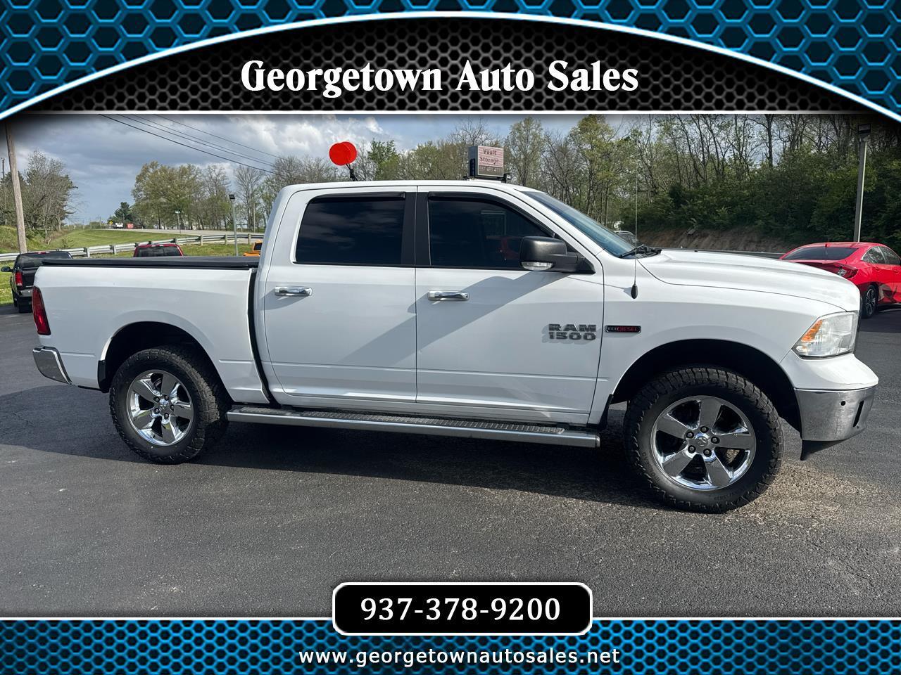 2015 RAM 1500 4WD Crew Cab 140.5" Big Horn